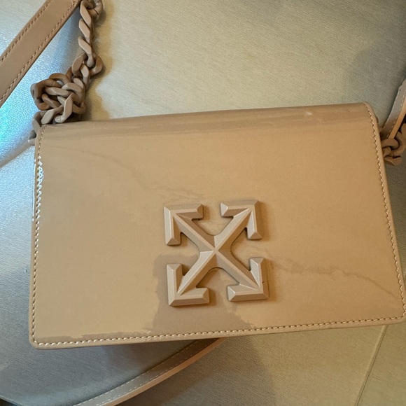 Off-White Jitney Patent Leather Shoulder Bag - Picture 11 of 13